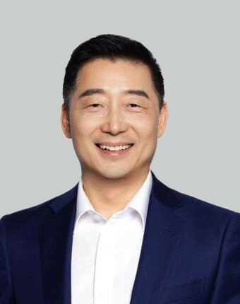 殷鹏博士