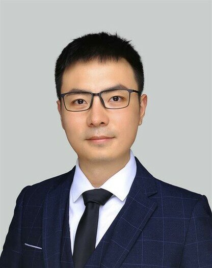 官鑫